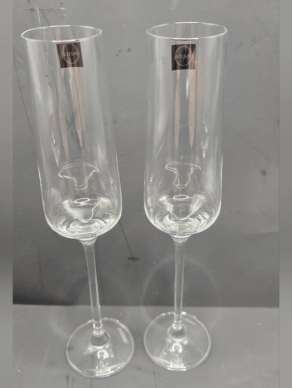 Oneida elegant pair